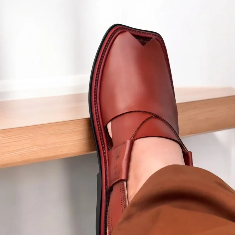 Gol T Peshawari Chappal – Red - Image 2