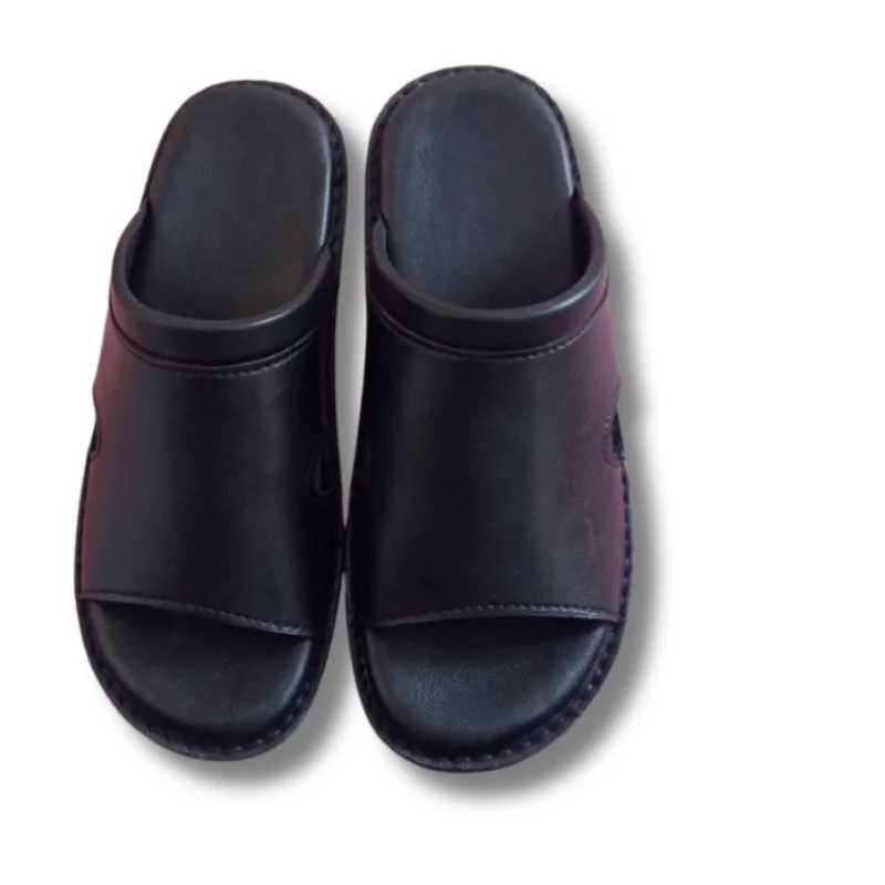 Peshlux Black Handmade Waterproof Leather Peshawari Chappal - Image 3
